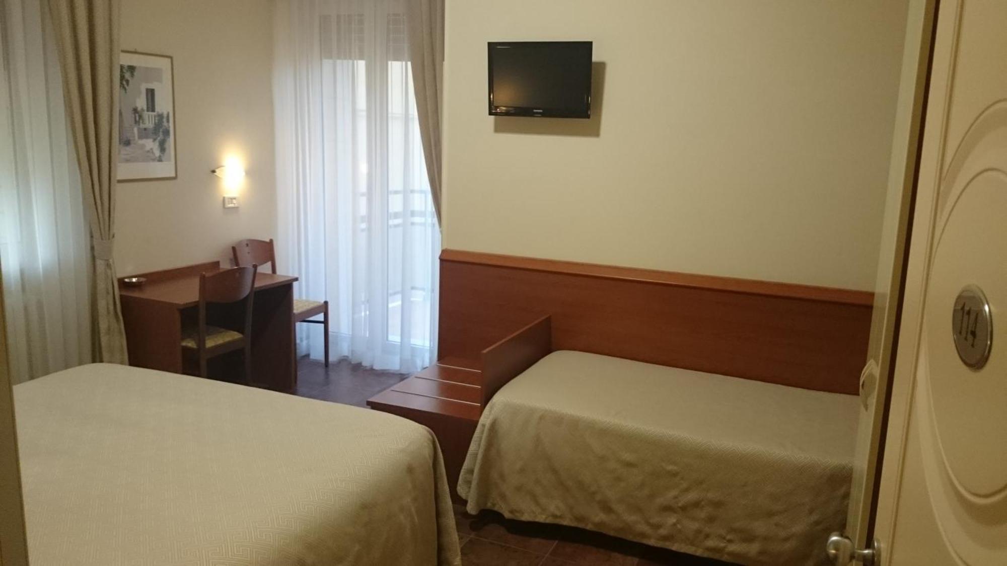 Hotel Beaurivage Фано Номер фото
