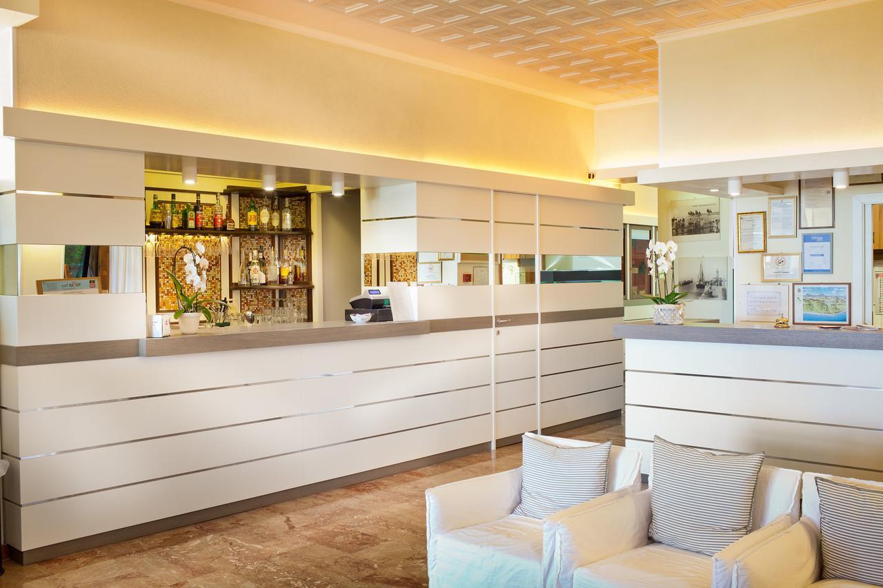 Hotel Beaurivage Фано Экстерьер фото